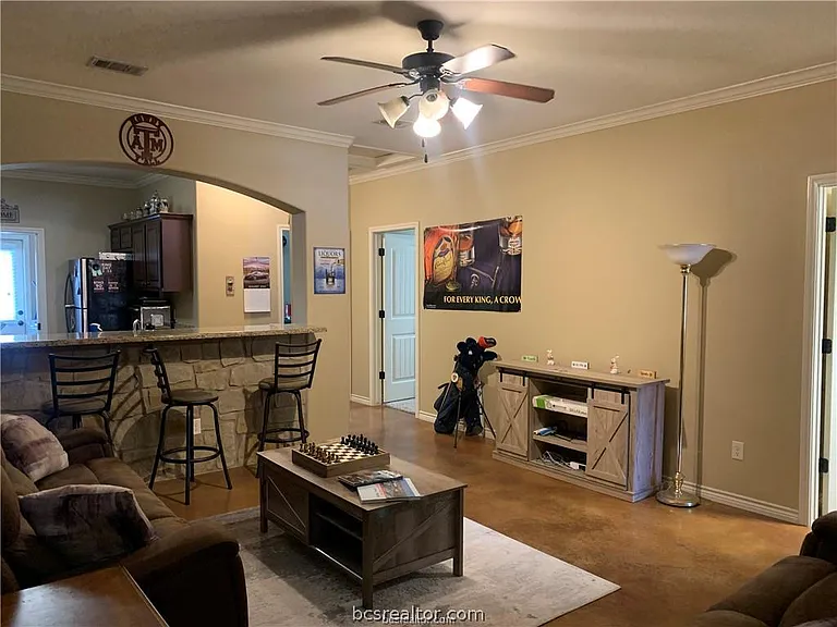 3329 Lieutenant Ave — Photo 3