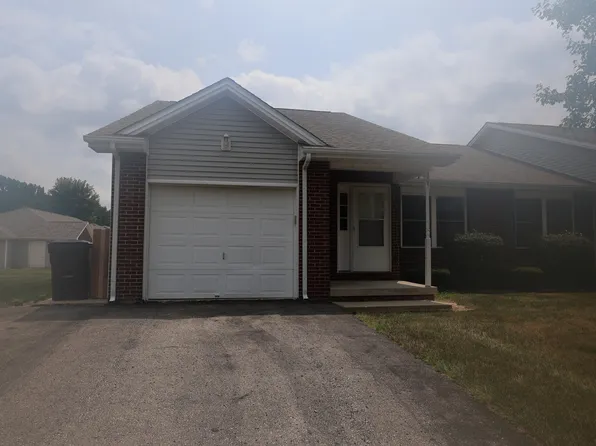 305 Brookside Pl, North Vernon, IN 47265