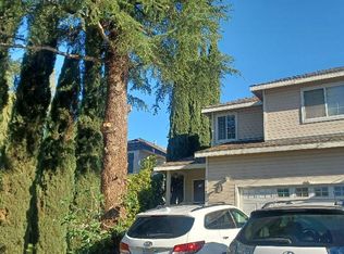 2763 Fairmount Ave #1/2, La Crescenta, CA 91214