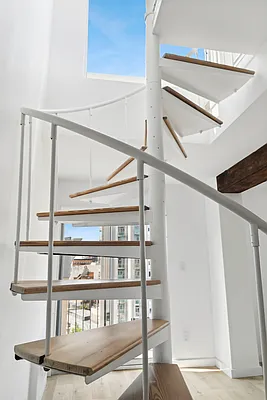 Rented by Corcoran | media 27