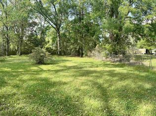 219 N College St W, Denham Springs, LA 70726