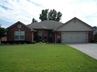 2015 Chapen Cir, Alma, AR 72921