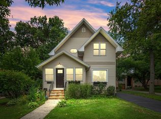 5738 Dunham Rd, Downers Grove, IL 60516