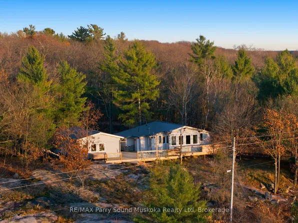 16 Hillside Dr, Carling, ON P0G 1G0