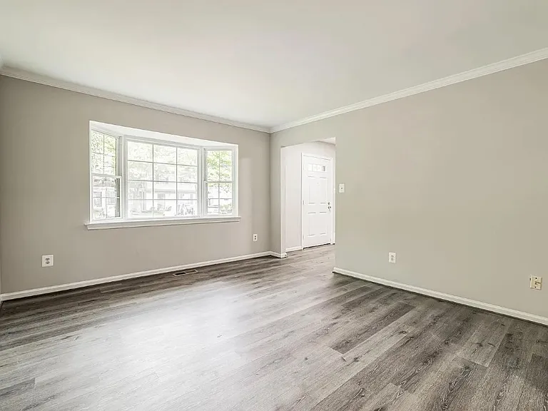 10885 Oak Green Ct — Photo 29