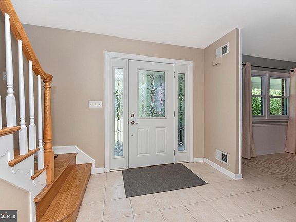 4th image of 9201 Woodvale Dr