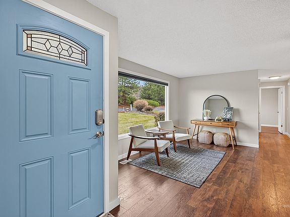 3rd image of 3102 Echo Hills Dr