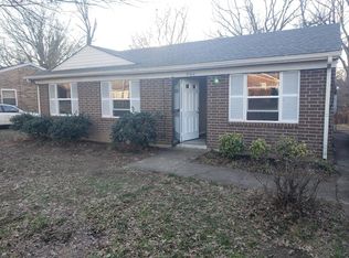 9404 Coolridge Dr, Louisville, KY 40229