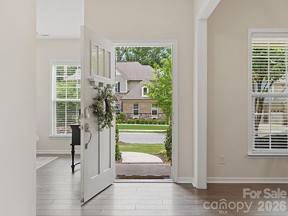 3rd image of 6024 Fallondale Rd