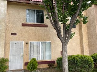 38000 17th St E APT 17, Palmdale, CA 93550