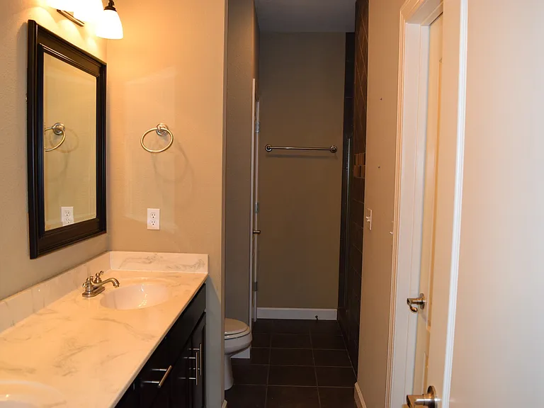 16218 Heartland Ln — Photo 39