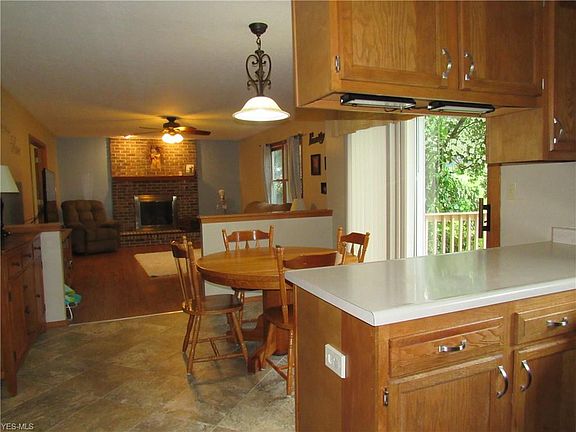 4th image of 1177 Deepwood Dr