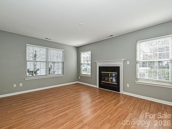 3rd image of 8627 Meadowmont View Dr