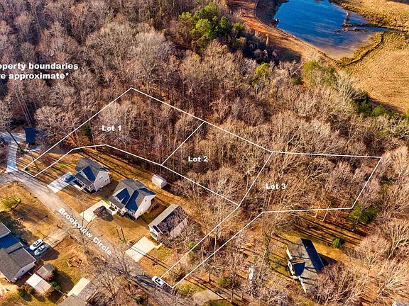 4th image of 214 Brookview Cir