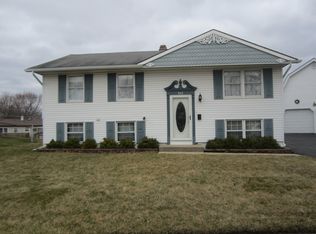 312 Hise Ct, Streamwood, IL 60107