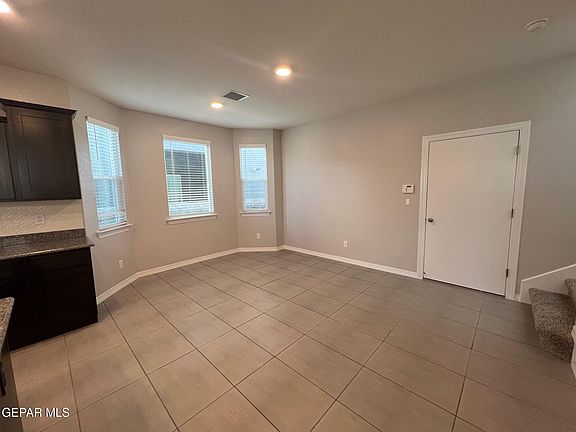 5th image of 5892 Kobe Bryant St