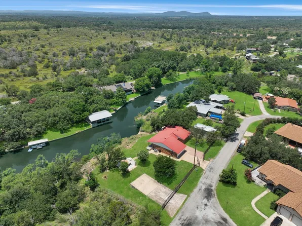 734 Sandy Harbor Drive, Horseshoe Bay, TX 78657