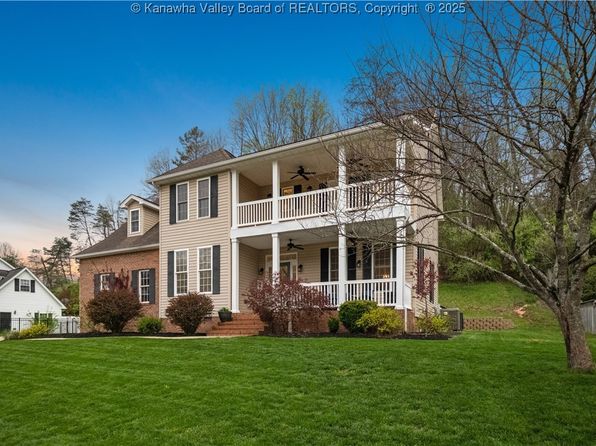 209 Shasta Dr, Cross Lanes, WV 25313
