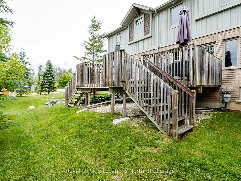 12 Silver Glen Blvd — Photo 43