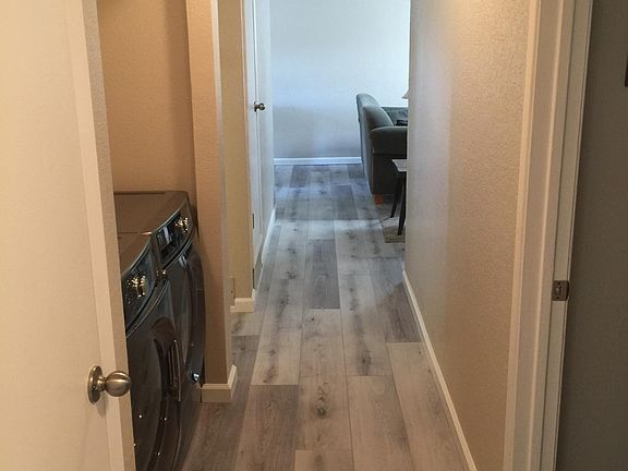 3rd image of 2447 W Saint Elmo Dr