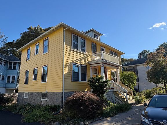 2nd image of 12 Eugenia Rd #2