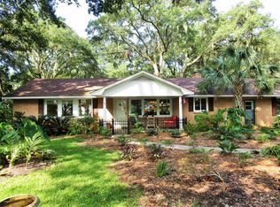 188 McTeer Dr, Saint Helena Island, SC 29920