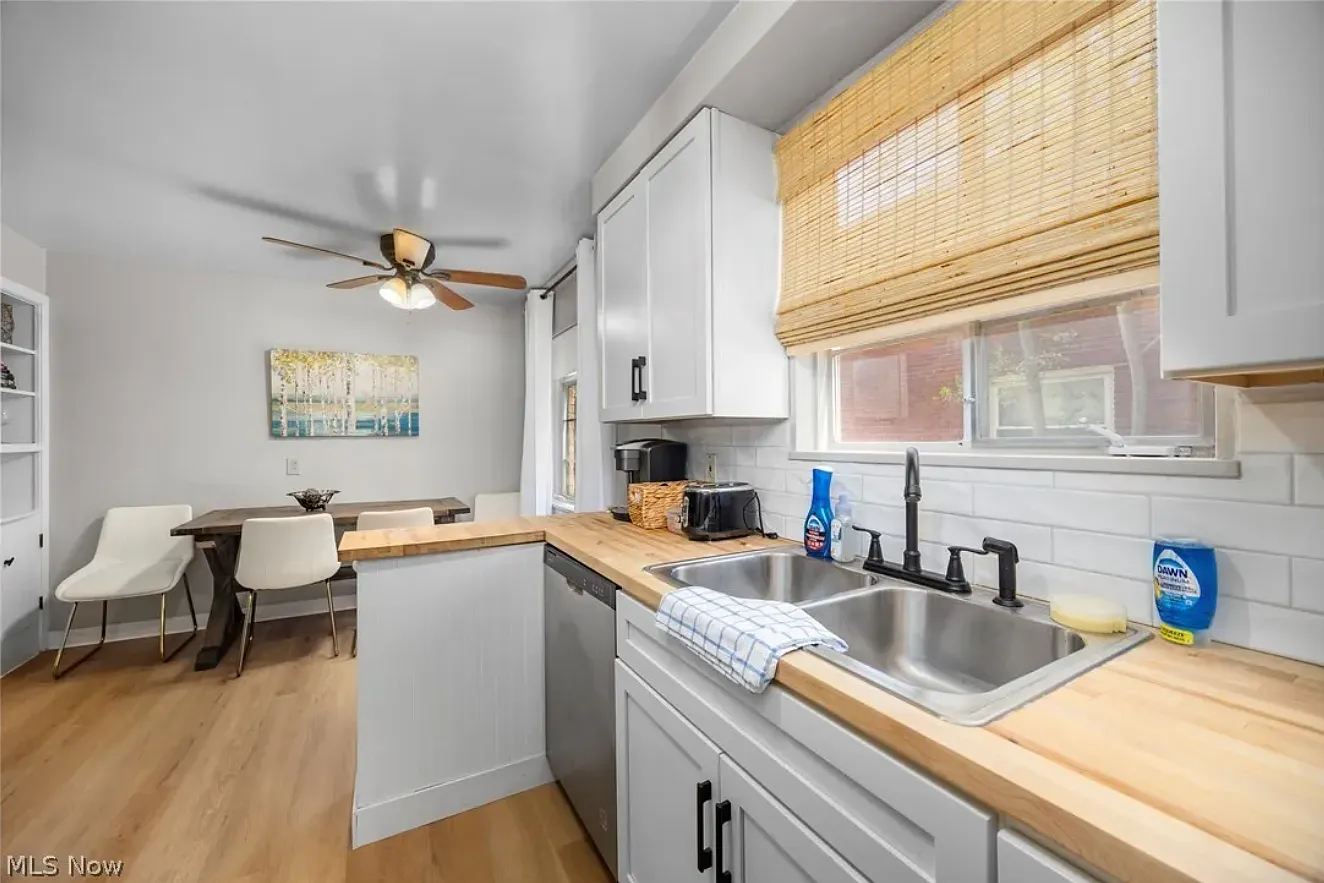2 bed, 1170 sqft, $1,895 — Photo 4