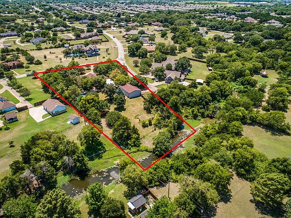 2nd image of 1201 N Creek Cir