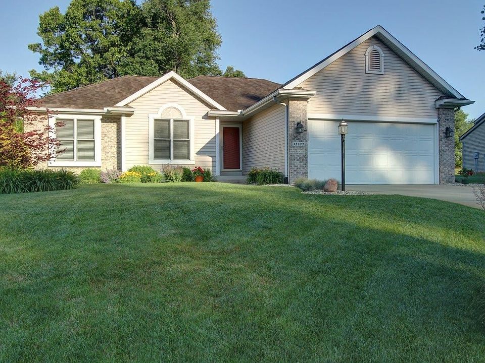 1st image of 53377 Pine Brook Dr