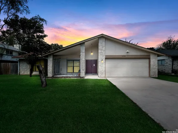 11943 Dawnhaven St, San Antonio, TX 78249