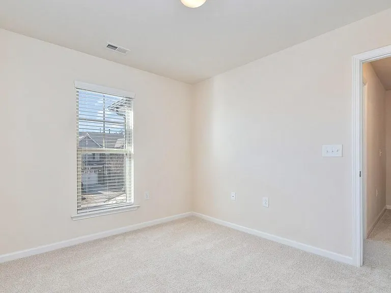 215 Brier Crossings Loop — Photo 15