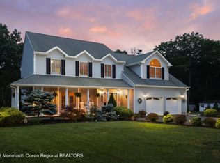 292 Easy St, Howell, NJ 07731