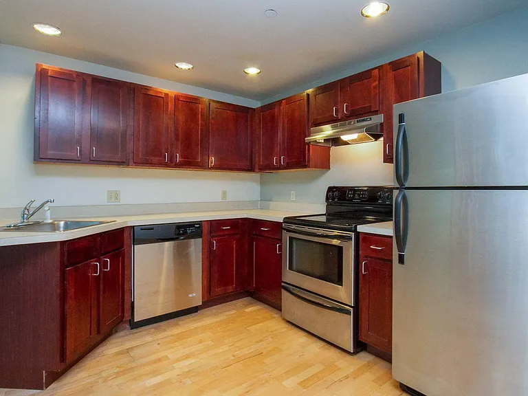 Chamberlain Lofts — Photo 14