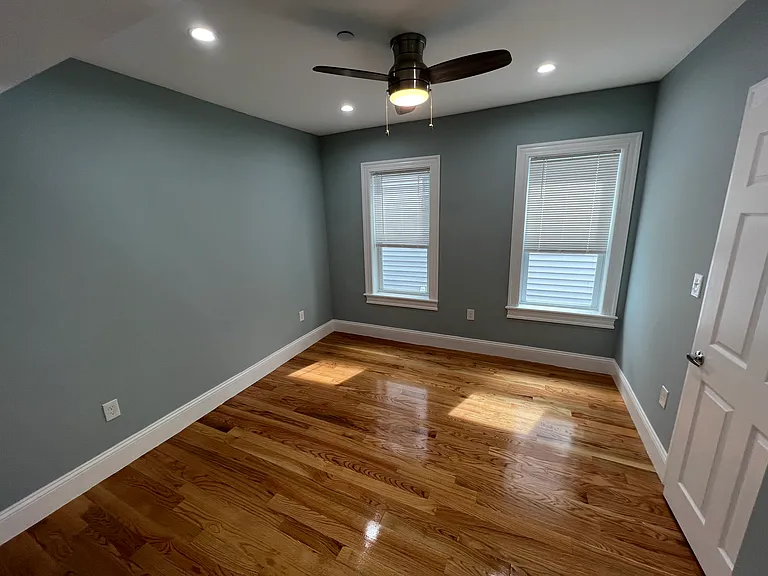 17 Harold St #2 — Photo 12