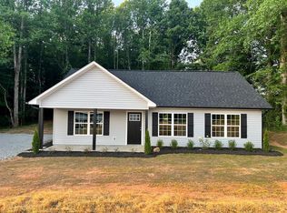 2220 Oak Grove Rd, Dahlonega, GA 30533