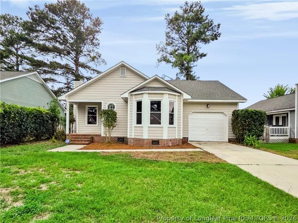 1582 Hazelcrest Dr, Fayetteville, NC 28304