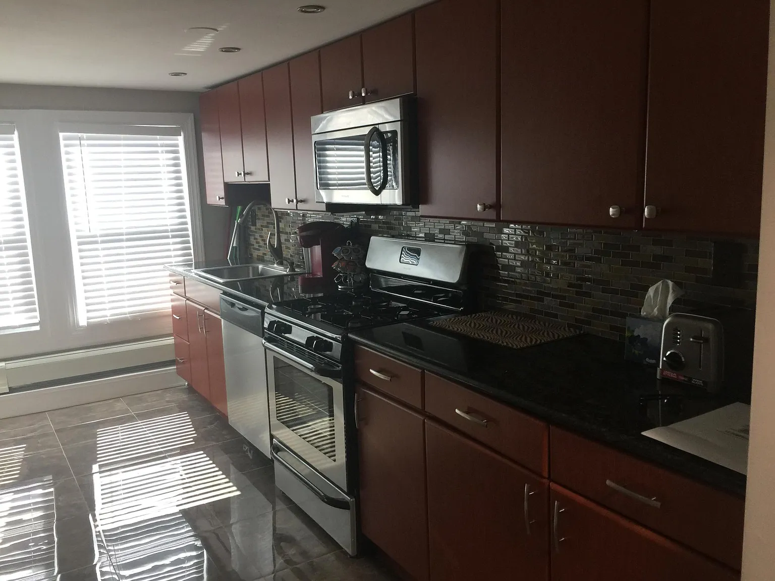 108 Mercer St — Photo 2