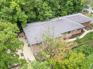 9021 N Picture Ridge Rd, Peoria, IL 61615