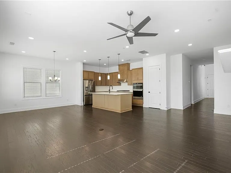 1042 Winding Branch Dr — Photo 20