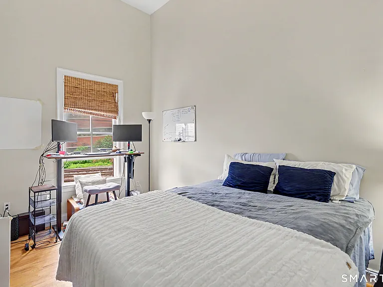 16-18 Ann St #35 — Photo 14
