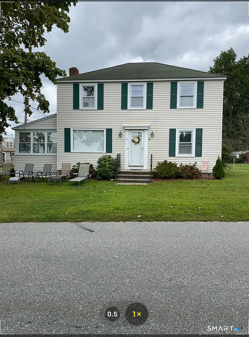 3 bed, 1.5 bath, 1440 sqft, $2,500 — Photo 2