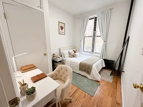 56 E 7th St #2 Photo 1