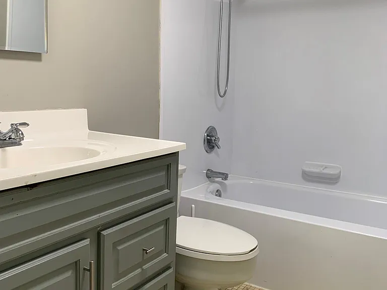 5909 Tamar Dr #4 — Photo 25