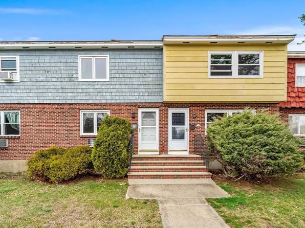 14 Shawsheen Ct Unit 14, Lawrence, MA 01843