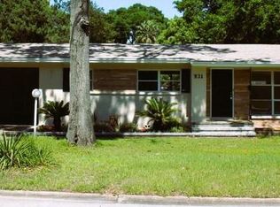 931 Overlook Dr, Jacksonville, FL 32211