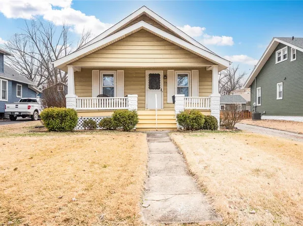 204 Hale Ave, Edwardsville, IL 62025