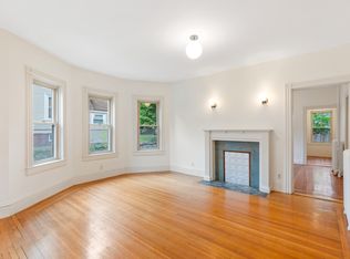135 Lexington Ave, North Providence, RI 02904