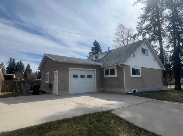 4238 5th Ave, Edson, AB T7E 1A7