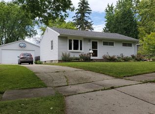 1208 Aspen Dr, Waukesha, WI 53188