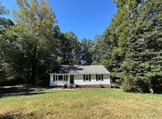 7145 Foxbernie Dr, Mechanicsville, VA 23111